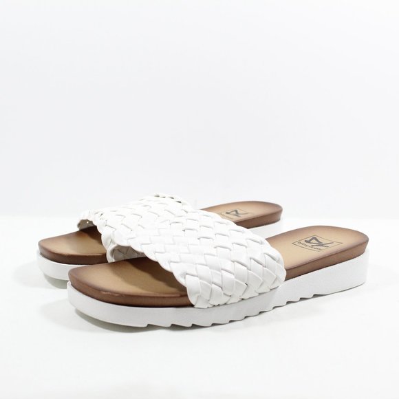 Chinese Laundry/Dirty Laundry Enjoy It Woven Sandal - White - Picture 1 of 4